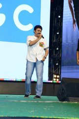 Maharshi Movie Pre Release Event